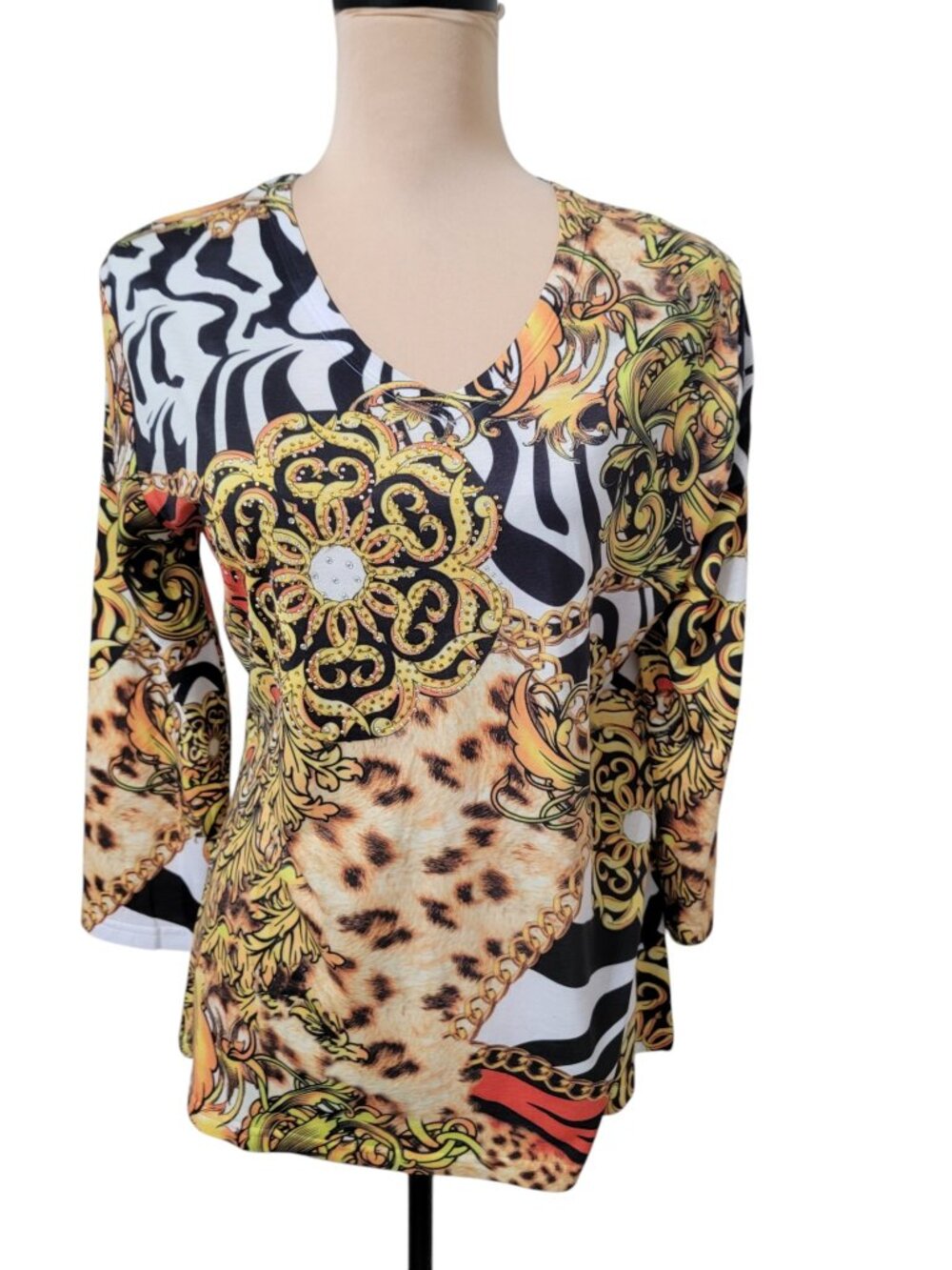 Pierri New York Size L Mixed Animal Print V Neck Top, NEW with Tag